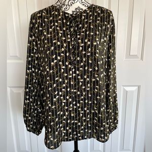 Floral blouse 🌼